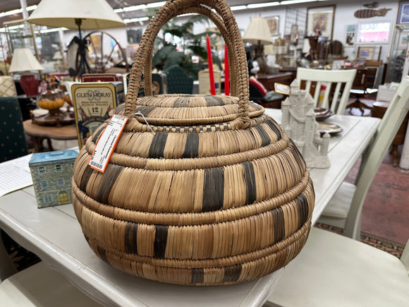 Large Woven Handled Basket with Lid